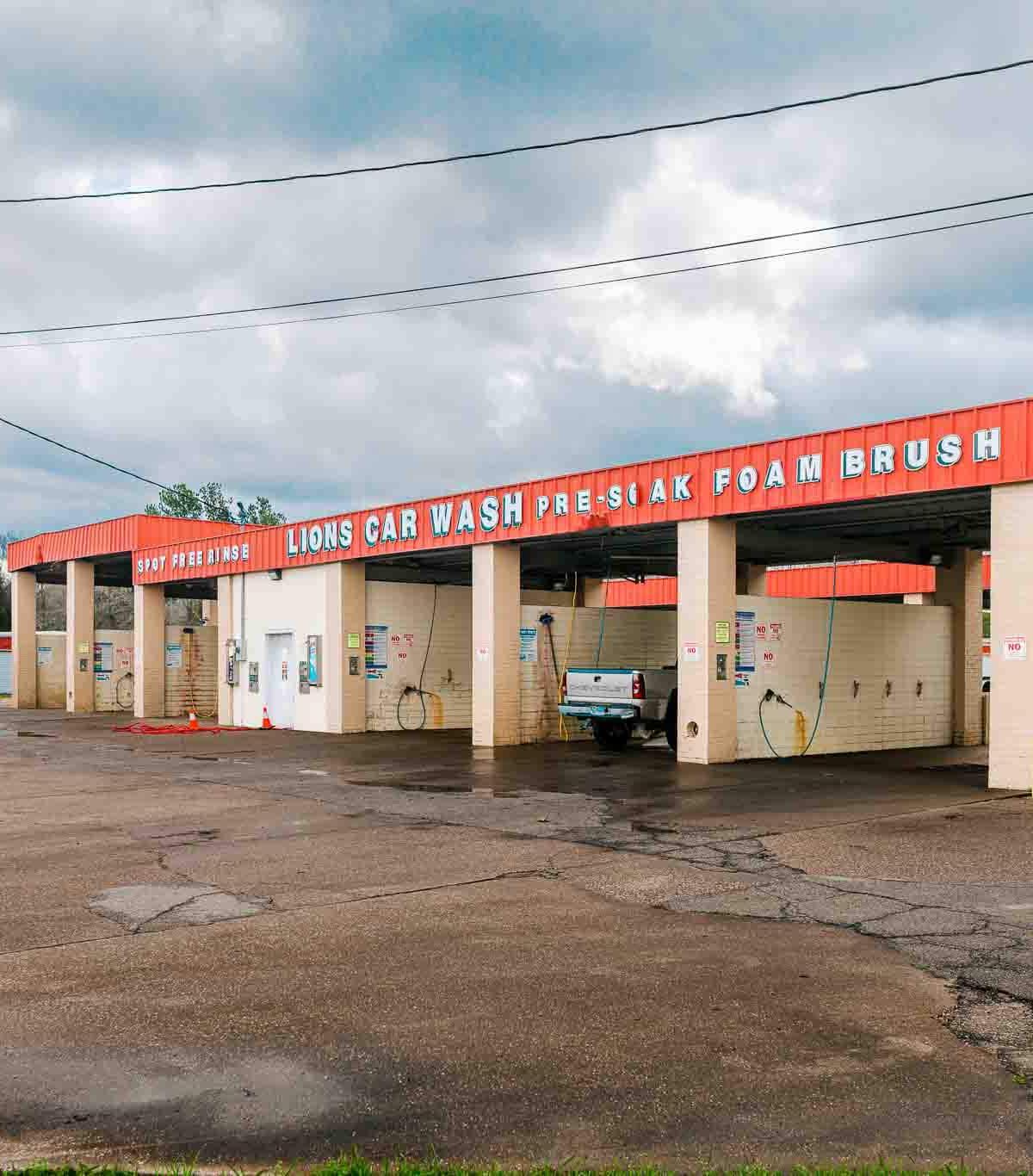 self storage units livingston