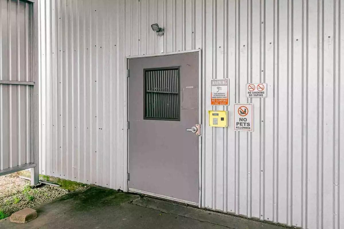 storage units entrance